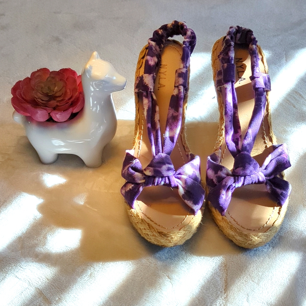 NYLA "Jaiden" Purple jute wedge sandal Size 8